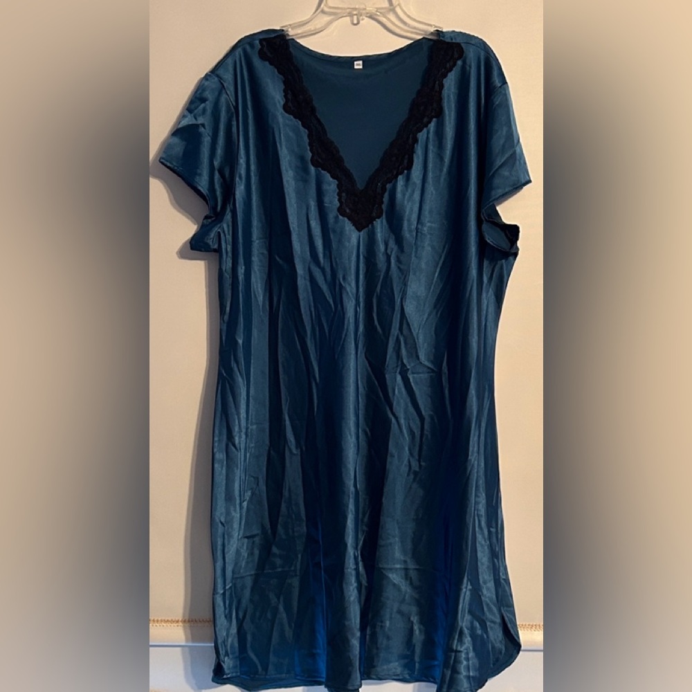 Source Unknown Teal Chemise with Black Lace size 3XL